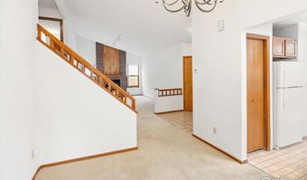 1660 Emerald St, Broomfield, CO 80020