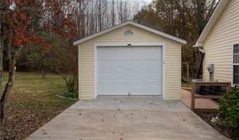 158 Winchester Rd, Advance, NC 27006