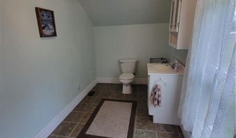 5958 Weaver Rd, Conneaut, OH 44030
