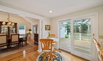 35 Waterfield Rd, Osterville, MA 02655