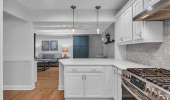 55 Drift Rd, Belford, NJ 07718