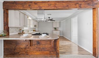 1617 Oscar St, Abbeville, LA 70510