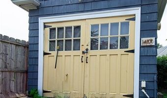 63 Paine Ave, Cranston, RI 02910