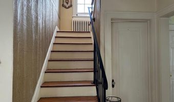 3 Van Buren St, Albany, NY 12206