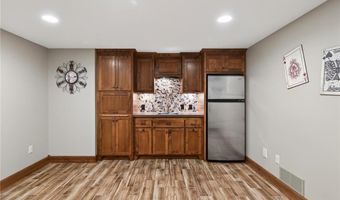 17231 Uplander St NW, Andover, MN 55304