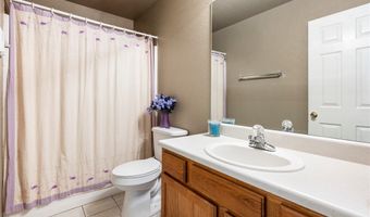 819 Tunbridge Dr, Bentonville, AR 72712
