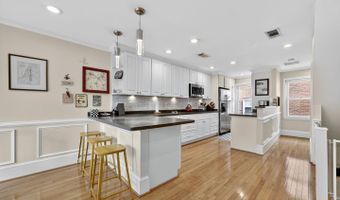 900 24TH St NW #L, Washington, DC 20037