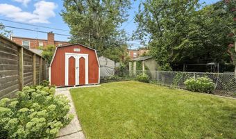 828 S HIGHLAND St, Arlington, VA 22204