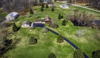2915 N State Road 827 Rd, Angola, IN 46703