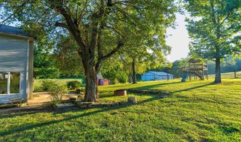 25611 Indian Lake Rd, Birdseye, IN 47513