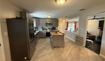 19 S Long St, Johnston, RI 02919