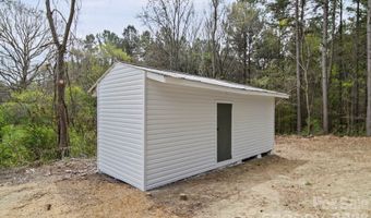 709 Sherman St, Badin, NC 28009