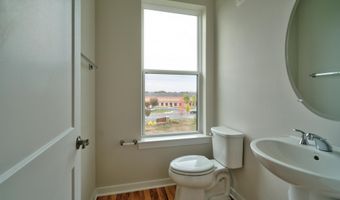 20285 NEWFOUNDLAND Sq, Ashburn, VA 20147