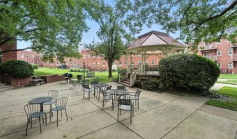 1305 E ABINGDON Dr 2, Alexandria, VA 22314
