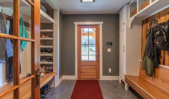 29 Dashney Rd, Burke, VT 05832