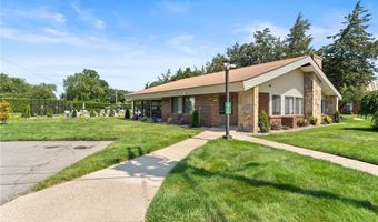 196 Old River Rd 147, Lincoln, RI 02865