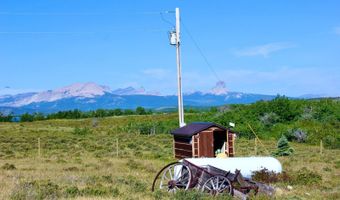 36 S Shore Rd, Babb, MT 59411
