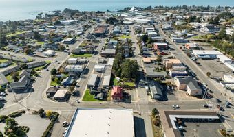 401 OAK St, Brookings, OR 97415