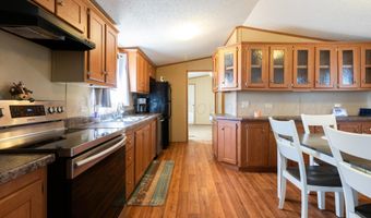 2420 E Willow Creek Dr, Amarillo, TX 79108