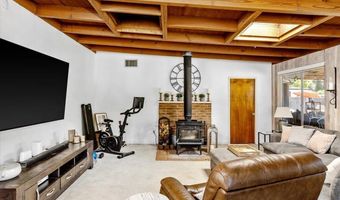 3620 Foxley Dr, Escondido, CA 92027
