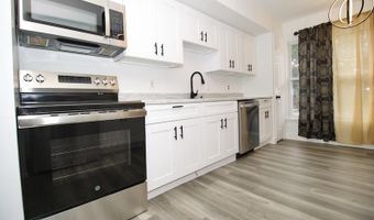42 HERITAGE Dr, Dover, DE 19904