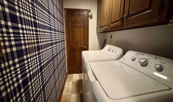 209 Country Club Rd, Bald Knob, AR 72010