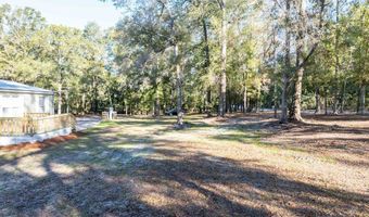 1809 Rosemary Cir, Bell, FL 32619