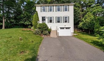 28 Narragansett Rd, Cumberland, RI 02864