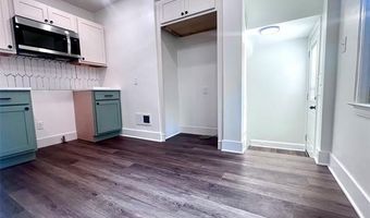 15553 Harrison Ave, Allen Park, MI 48101