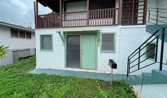 99-676 Halawa Dr, Aiea, HI 96701