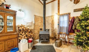 150 Red Hills Rd, Buffalo, WY 82834