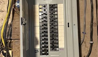 321 Laten Knight Rd, Cranston, RI 02921