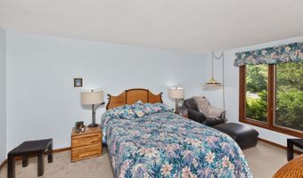 200 Westbend Cir, Ames, IA 50014