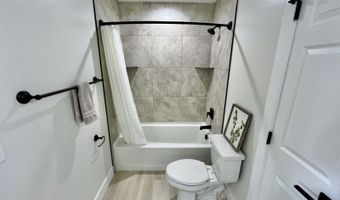 1719 Opal Dr, Elko, NV 89801