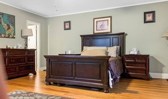111 Ellen St, Bishopville, SC 29010