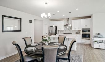 25038 WOODLAND IRIS Dr, Aldie, VA 20105