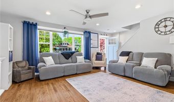 3811 Mendon Rd, Cumberland, RI 02864
