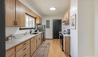 308 S Stout Ave, Blackfoot, ID 83221