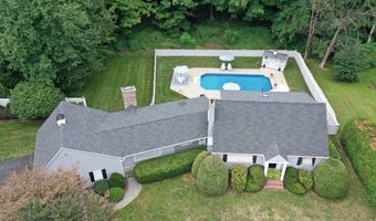92 Forest Rd, Agawam, MA 01001