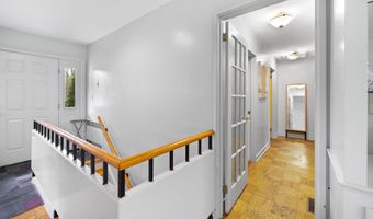 42 Sugarloaf Ln, Bangor, ME 04401