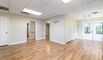 8409 Carrie Dr, Benton, AR 72019