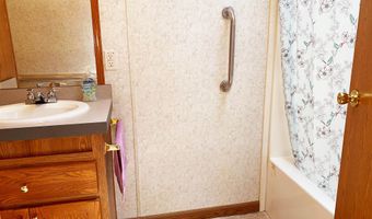 9 Buick St, Barre, VT 05641