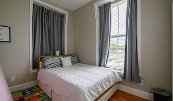 82 84 Railroad St, Abington, MA 02351