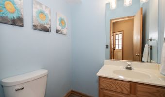 218 Partridge Ct, Algonquin, IL 60102