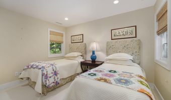 106 E Idler Ave, Beverly Shores, IN 46301