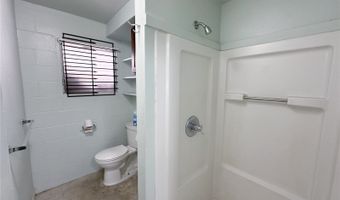 710 Umi St B, Honolulu, HI 96819