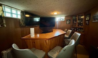 1204 4th St, Britton, SD 57430