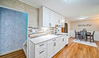 2716 Russell Rd, Ashtabula, OH 44004
