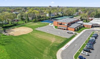 1005 E Orchard St, Arlington Heights, IL 60005