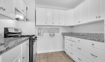 1225 MARTHA CUSTIS Dr 914, Alexandria, VA 22302